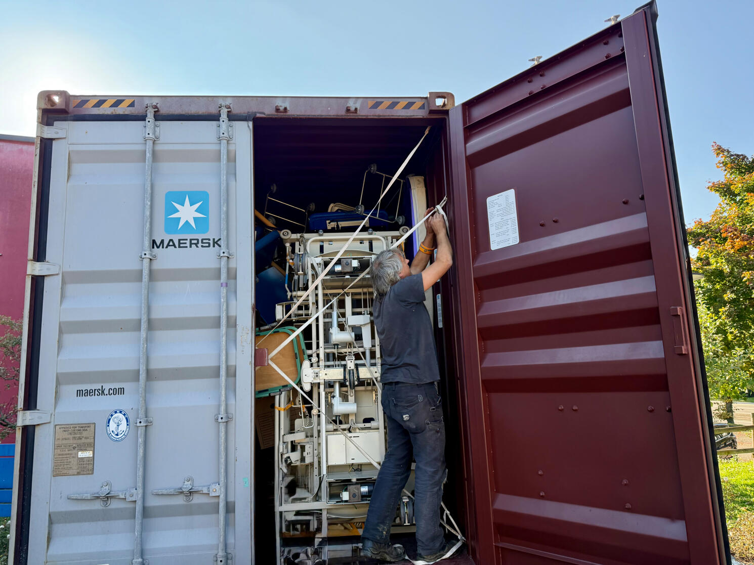 Sicherung des Materials im Container